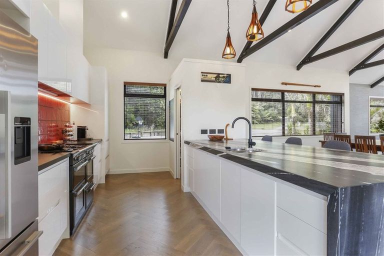 Photo of property in 123 Pinchgut Road, Kaukapakapa, 0873