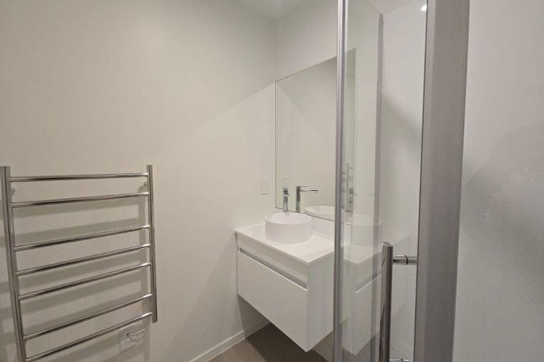 Photo of property in 14 Shoveler Road, Jacks Point, 9371