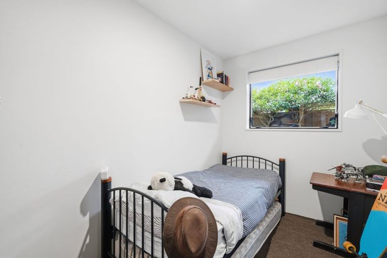 Photo of property in 1/54 Aorangi Road, Bryndwr, Christchurch, 8053