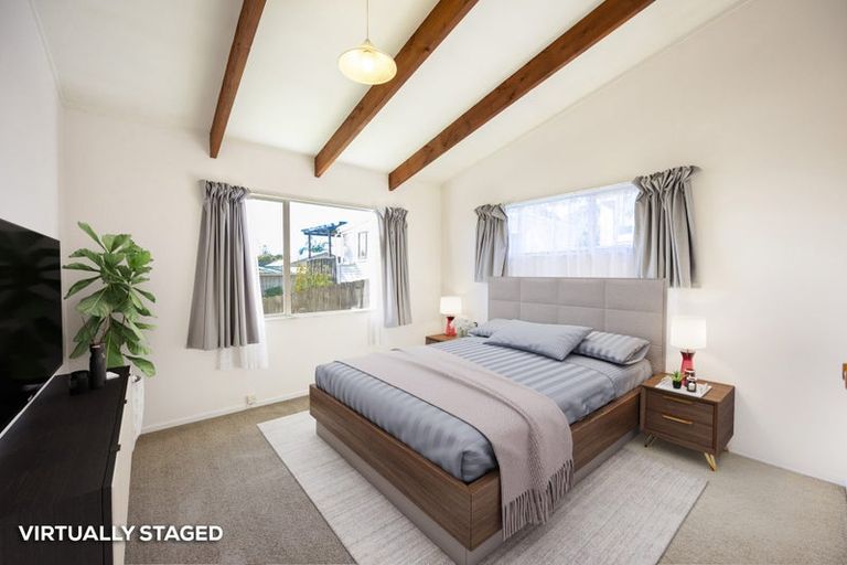 Photo of property in 2/191 Titirangi Road, Titirangi, Auckland, 0604