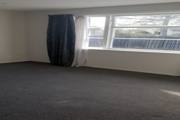 Photo of property in 121 Vagues Road, Northcote, Christchurch, 8052