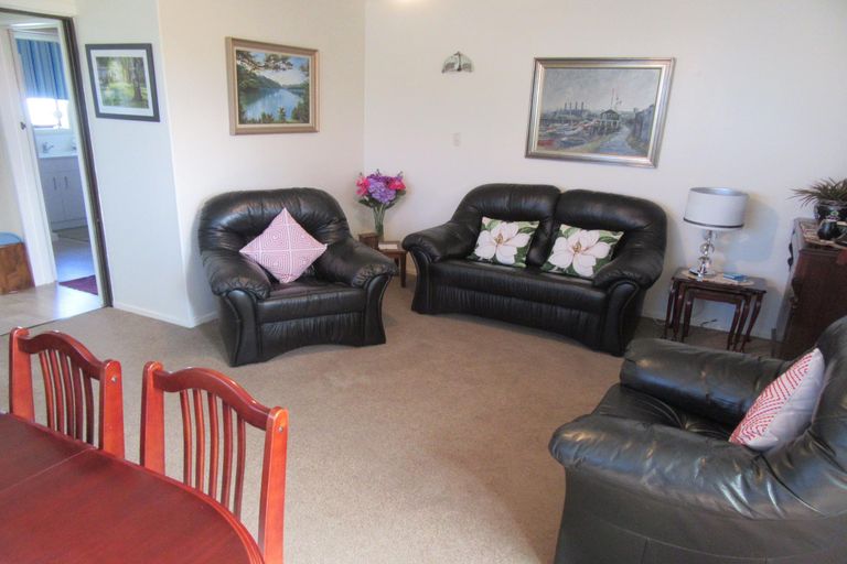 Photo of property in 7 Browns Avenue, Waimate, 7924