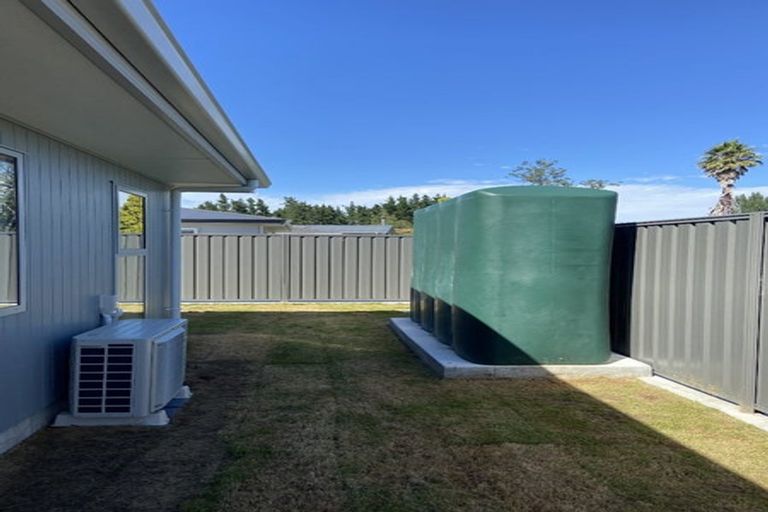 Photo of property in 18 Guy Street, Waipawa, 4210