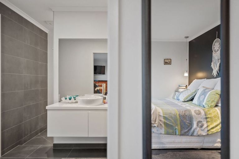 Photo of property in 67 Moses Road, Kaukapakapa, 0873