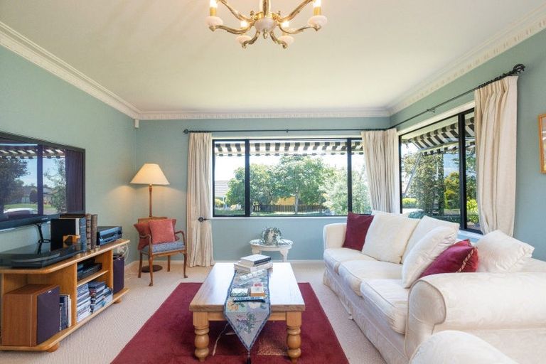 Photo of property in 6 Chestnut Court, Havelock North, 4130