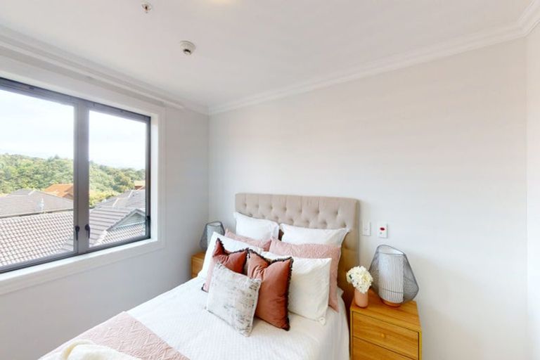 Photo of property in Whitby Lakes Village, Discovery Drive, Whitby, Porirua, 5024