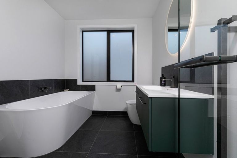 Photo of property in 19 Wooing Tree Avenue, Cromwell, 9310