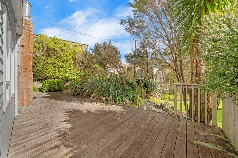 Photo of property in 107 Birkdale Road, Birkdale, Auckland, 0626