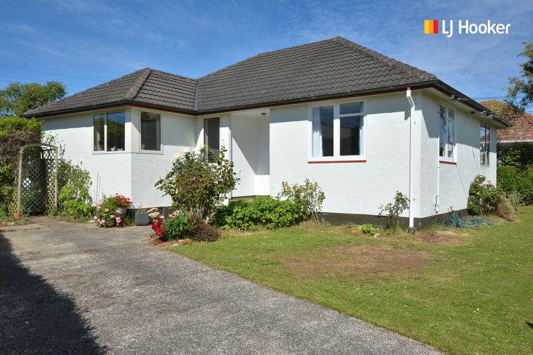 Photo of property in 33 Balmain Street, Halfway Bush, Dunedin, 9010