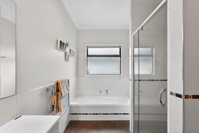 Photo of property in 21 Brooklands Drive, Havelock North, 4130
