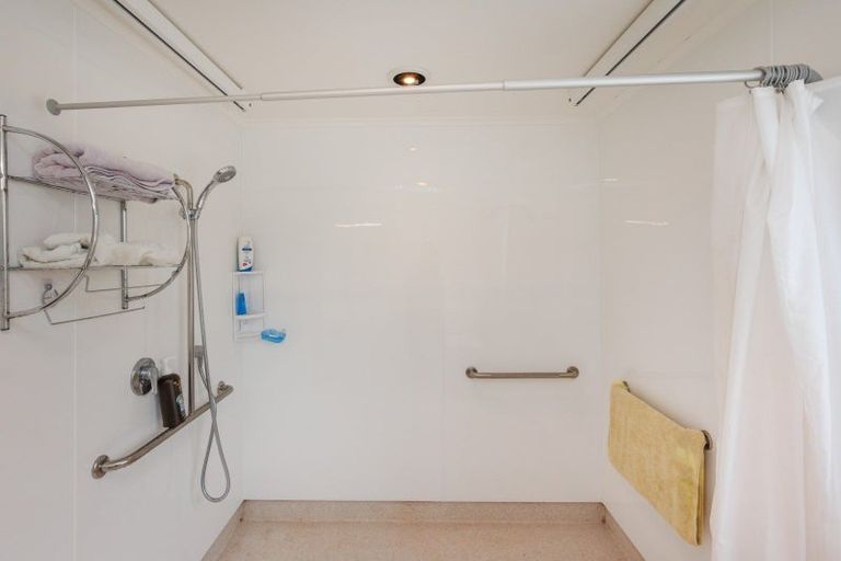 Photo of property in 43 Richmond Avenue, Takaro, Palmerston North, 4410