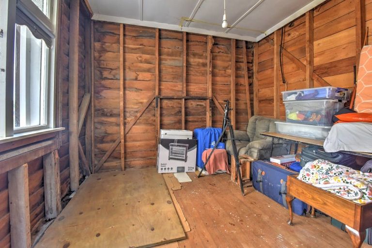 Photo of property in 129 Seaward Road, Edendale, 9825