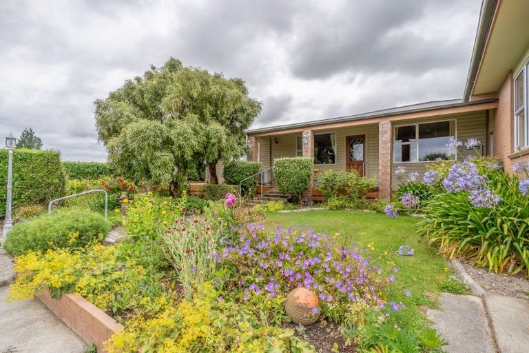 Photo of property in 42d Gap Road West, Winton, 9781