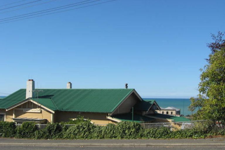 Photo of property in 17 Wharfe Street, South Hill, Oamaru, 9400