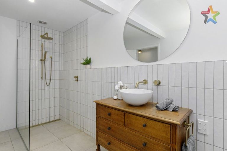 Photo of property in 9 Field Street, Silverstream, Upper Hutt, 5019