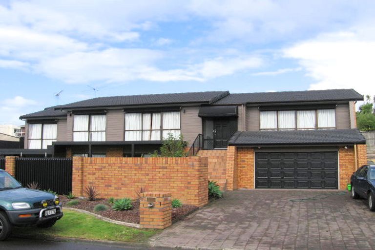 Photo of property in 1 Lilford Place, Half Moon Bay, Auckland, 2012