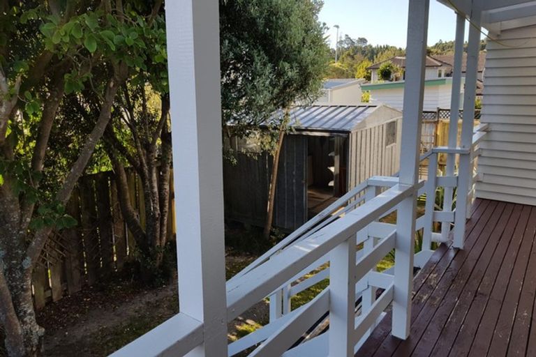 Photo of property in 2/30 Elliott Avenue, Bayview, Auckland, 0629