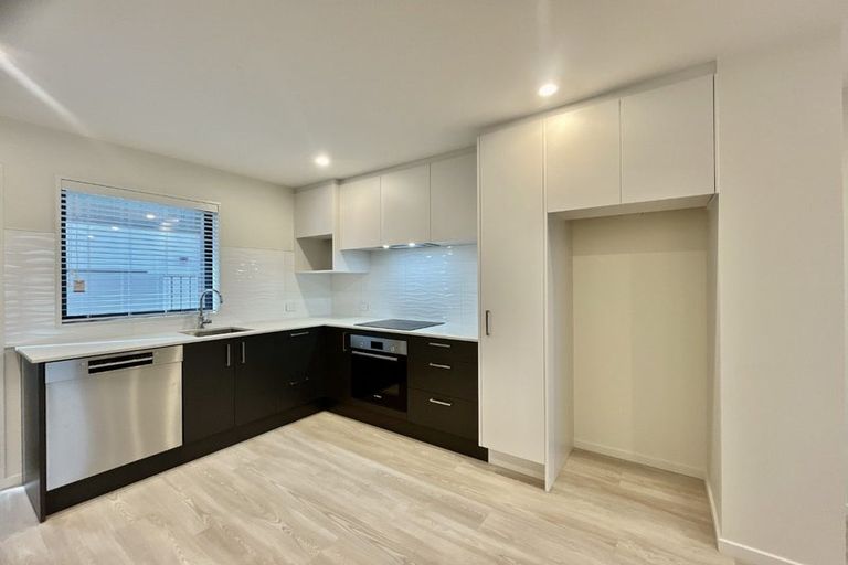 Photo of property in 2/2 Everard Street, Somerfield, Christchurch, 8024