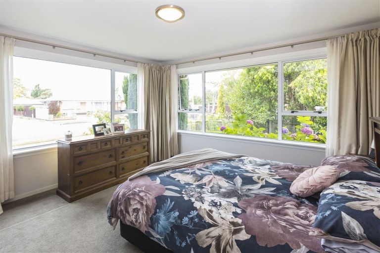 Photo of property in 26 Erin Crescent, Mairehau, Christchurch, 8013