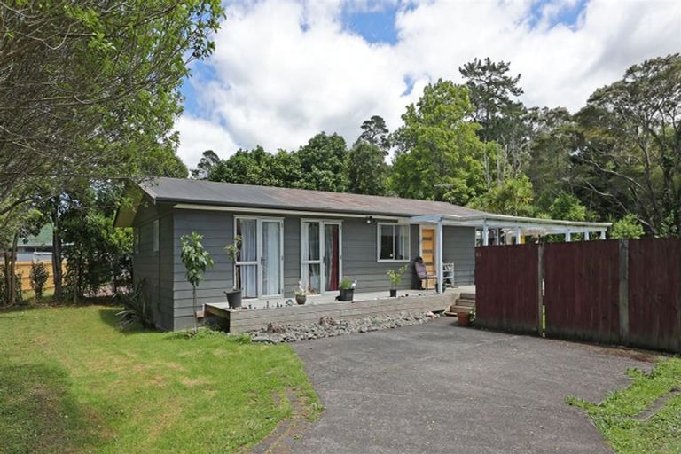 Photo of property in 54a Woodside Road, Massey, Auckland, 0614