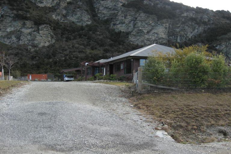 Photo of property in 24 Old Racecourse Road, Albert Town, Wanaka, 9305