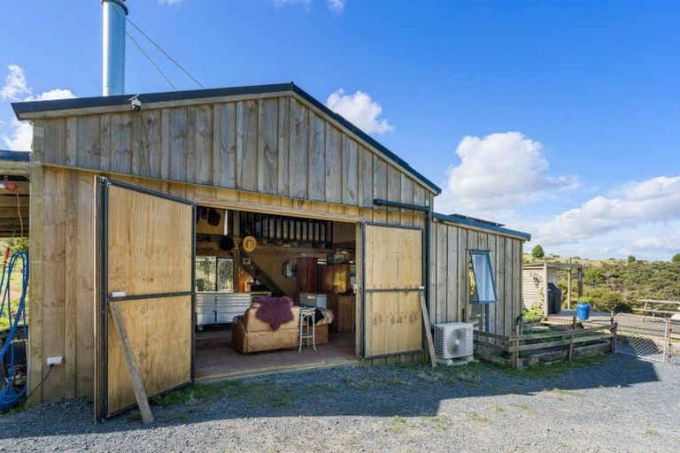 Photo of property in 957 Bull Road, Paparoa, 0193