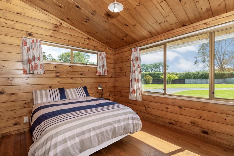 Photo of property in 88 Omaha Flats Road, Tawharanui Peninsula, Warkworth, 0986