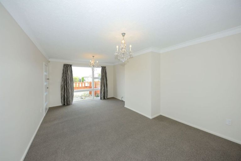 Photo of property in 2/345 Breezes Road, Aranui, Christchurch, 8061