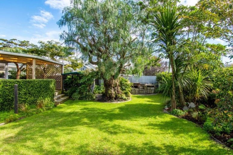 Photo of property in 462 Maunganui Road, Mount Maunganui, 3116
