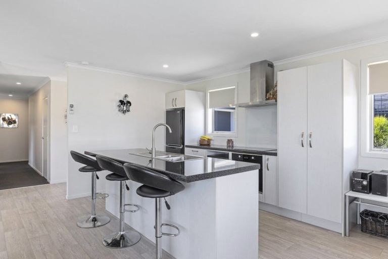 Photo of property in 18 Elena Place, Welcome Bay, Tauranga, 3112