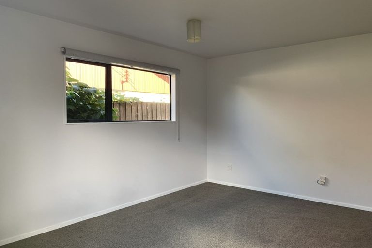 Photo of property in 10 Radbrook Street, Avonhead, Christchurch, 8042