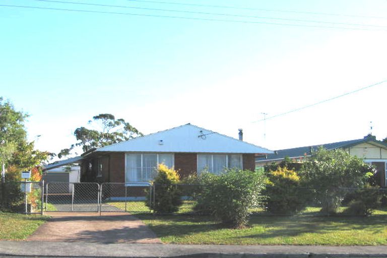 Photo of property in 109 Sunnyside Road, Sunnyvale, Auckland, 0612