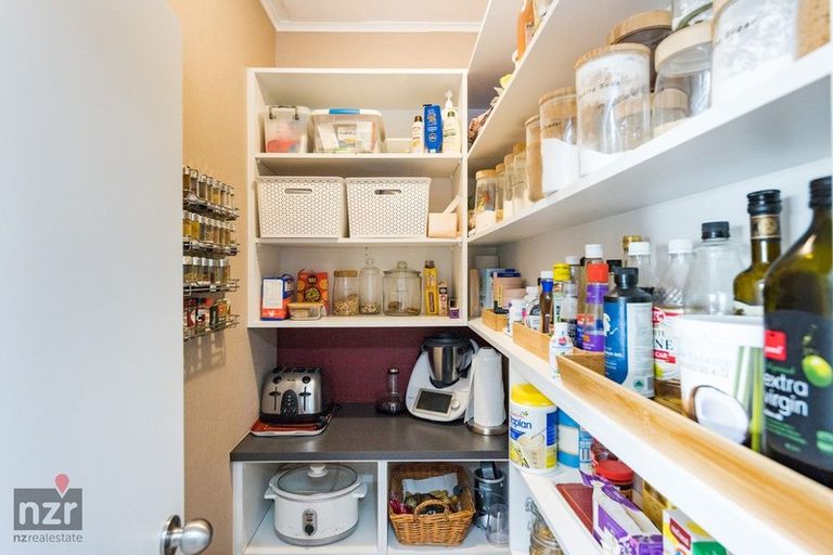 Photo of property in 18 Queen Street, Feilding, 4702