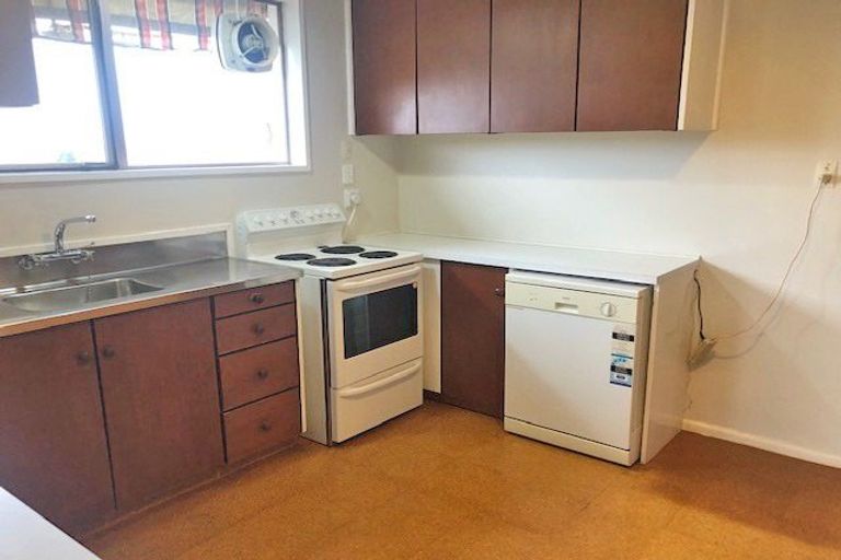 Photo of property in 11 Bob Reid Crescent, Darfield, 7571