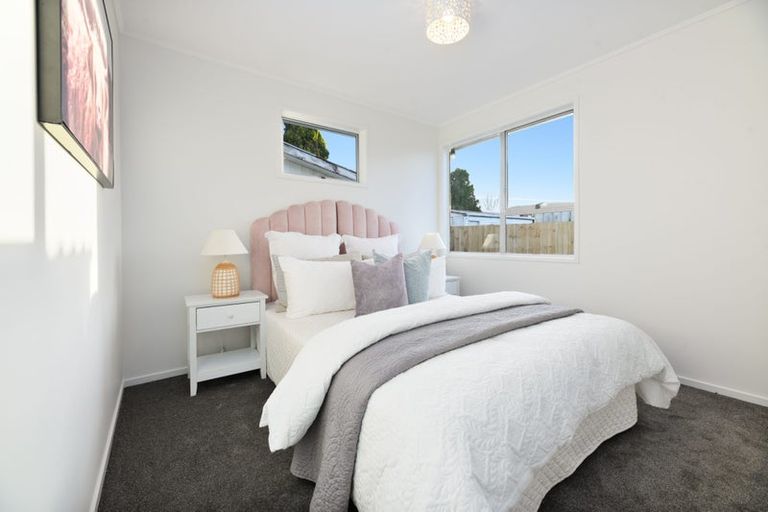 Photo of property in 31 Universal Drive, Henderson, Auckland, 0610
