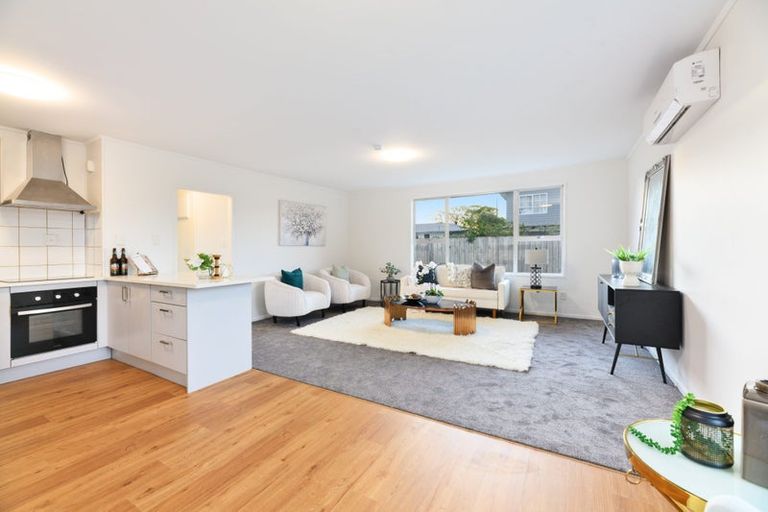 Photo of property in 31 Universal Drive, Henderson, Auckland, 0610