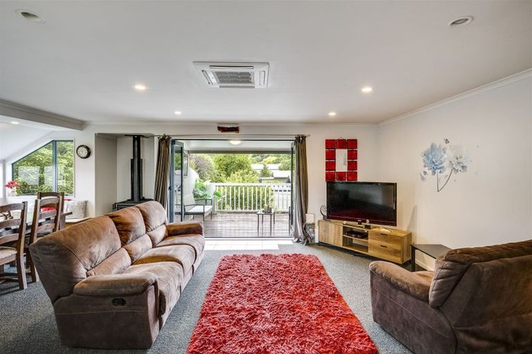 Photo of property in 12a Dolbel Street, Taradale, Napier, 4112