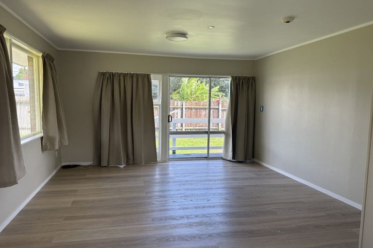 Photo of property in 2/15 Woolfield Road, Papatoetoe, Auckland, 2025