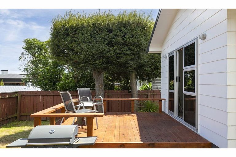 Photo of property in 35 Otupai Street, Two Mile Bay, Taupo, 3330