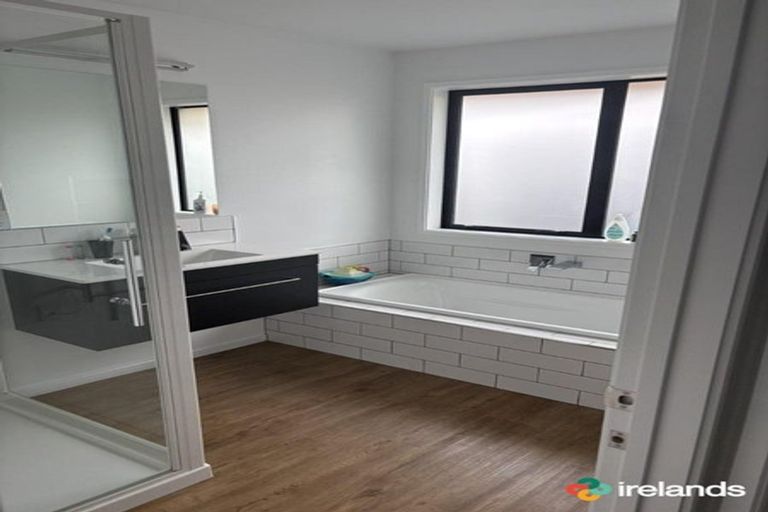 Photo of property in 56 Petries Road, Woodend, 7610