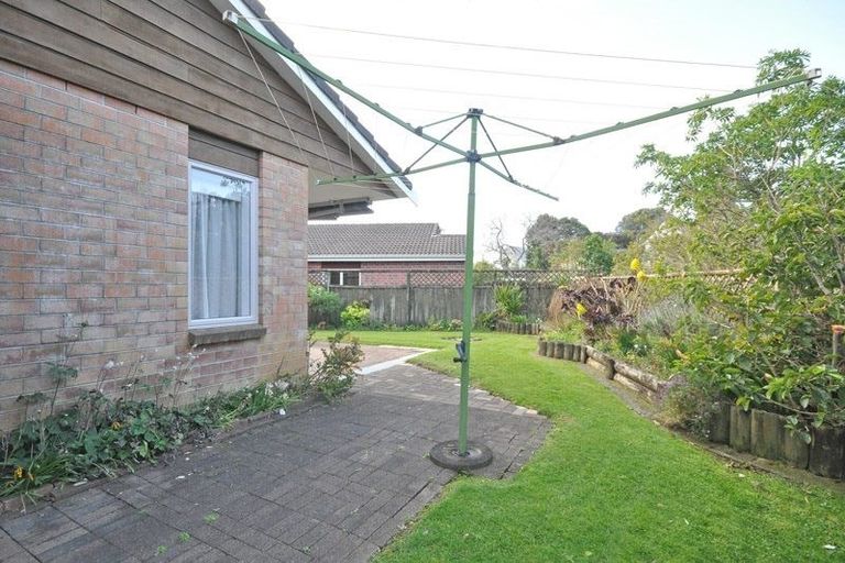 Photo of property in 13 The Grove, Red Beach, 0932