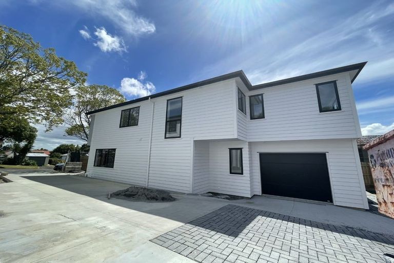 Photo of property in 1c Koromiko Street, New Lynn, Auckland, 0600