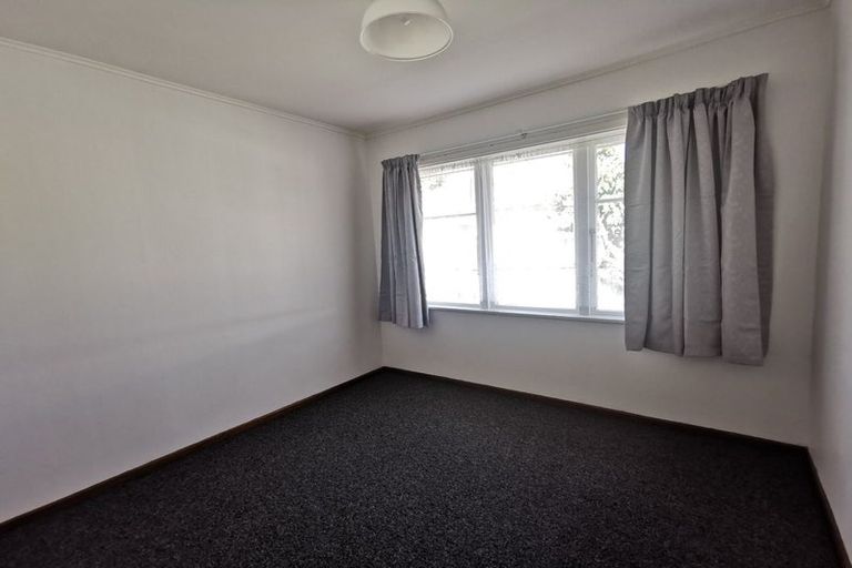 Photo of property in 3/1032 Fergusson Drive, Clouston Park, Upper Hutt, 5018