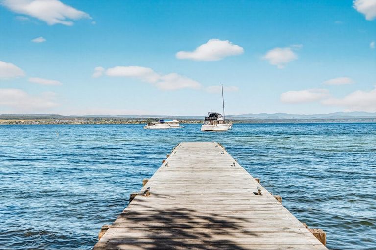 Photo of property in 1 Winston Street, Acacia Bay, Taupo, 3330