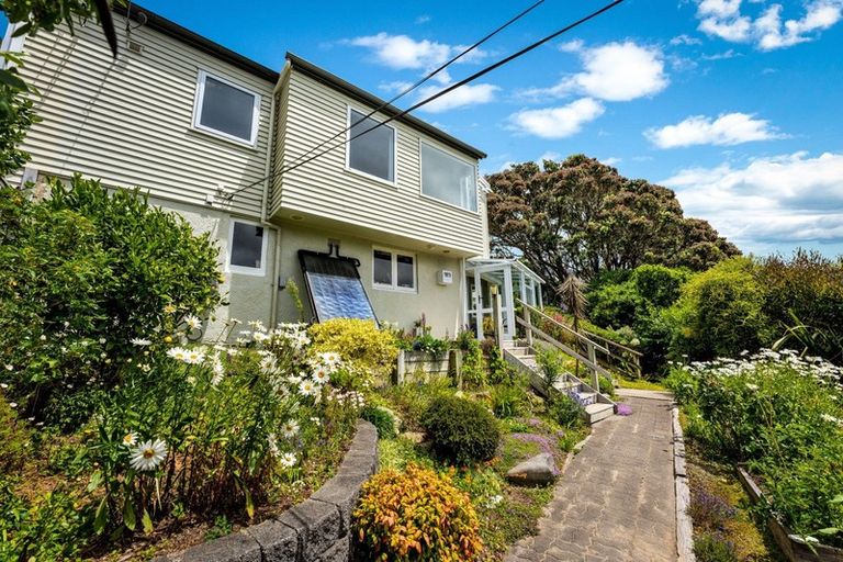 Photo of property in 151 Cockayne Road, Khandallah, Wellington, 6035