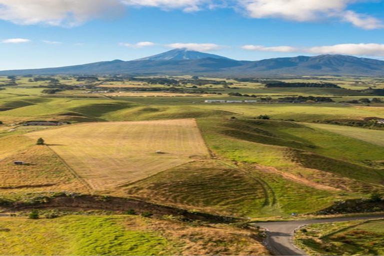 Photo of property in 469b Plymouth Road, Koru, New Plymouth, 4374