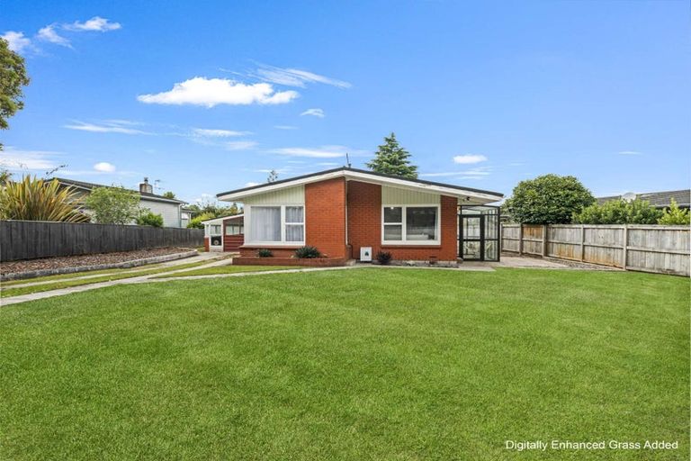 Photo of property in 104 Grand Vue Road, Kawaha Point, Rotorua, 3010