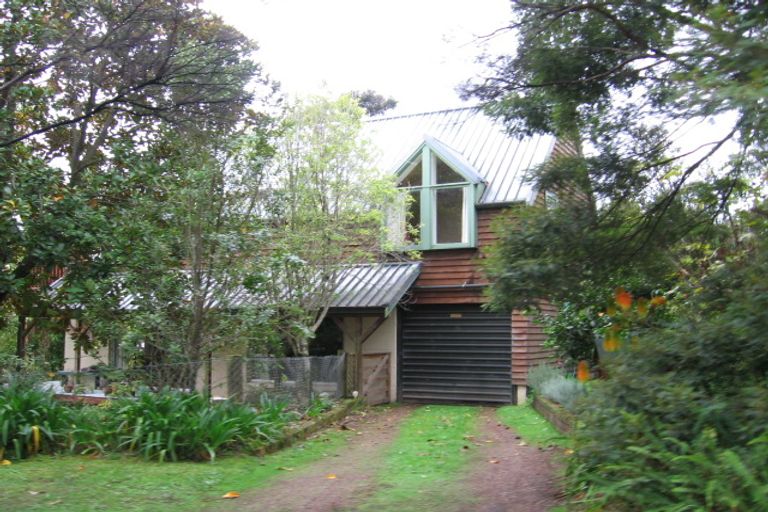 Photo of property in 6 Austin Road, Greenhithe, Auckland, 0632