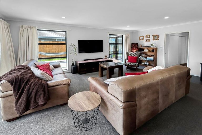 Photo of property in 30 Quinn Crescent, Woodend, 7610