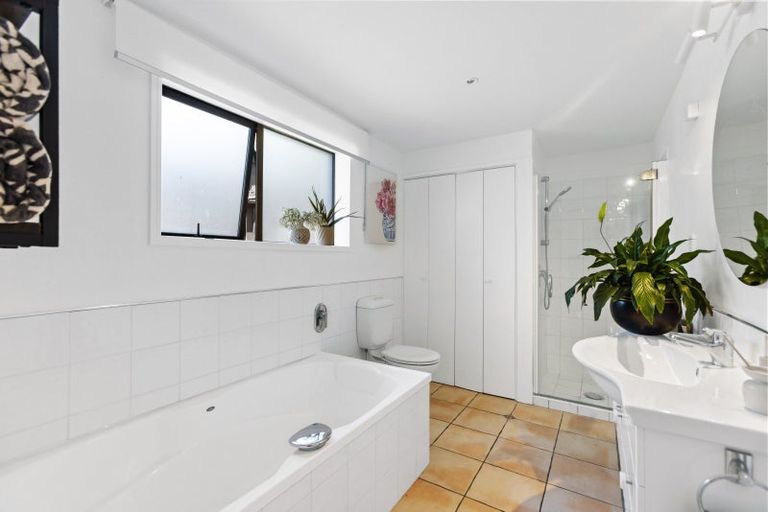 Photo of property in 17-21 Wairau Road, Albert Town, Wanaka, 9305